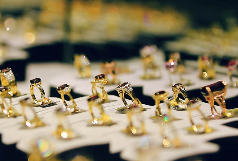 Gems Gallery Pattaya (Factory & Store)